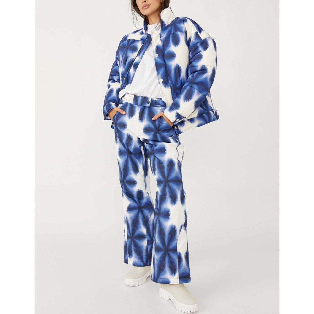 🎉LAST CHANCE🎉 NWT FP Movement Bunny Slope Printed Puffer / Blue Print - Picture 6 of 7